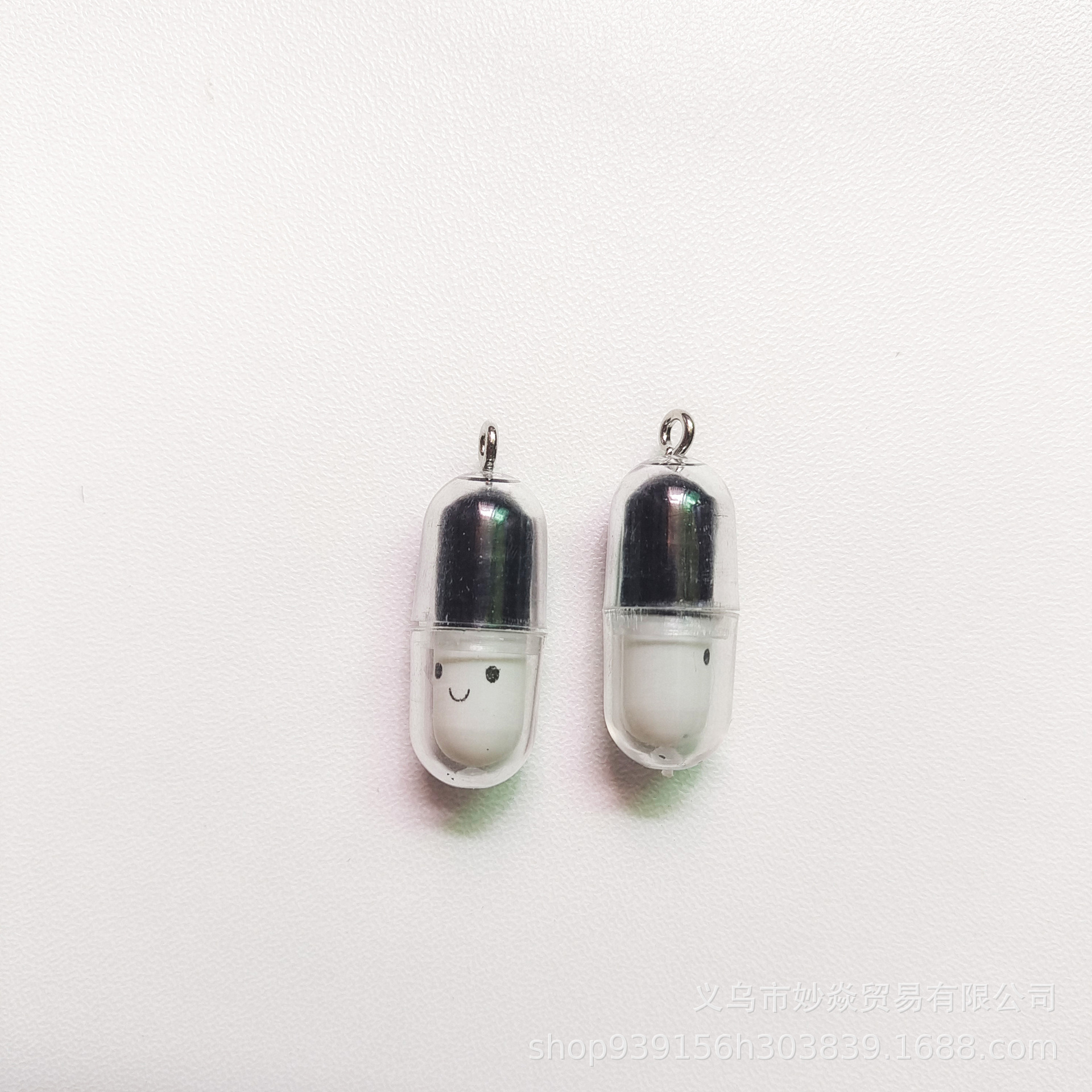 Japonés y coreano simulación tridimensional mini píldora cápsula DIY resina colgante epoxi pendientes collar accesorios de joyería