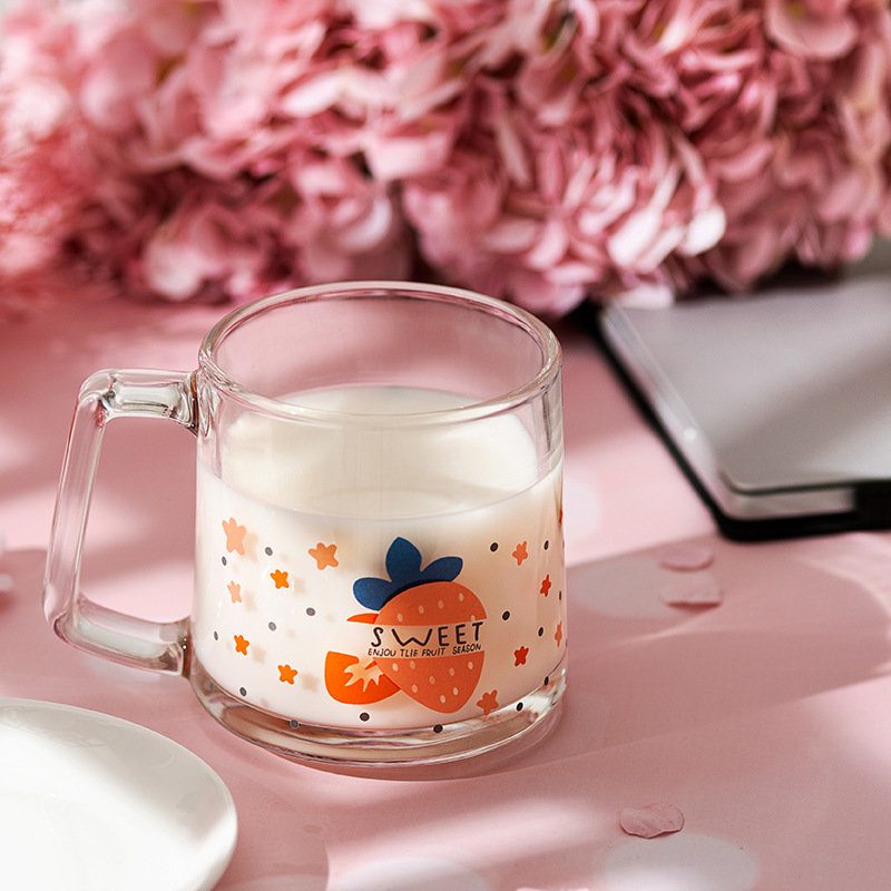 Daily Occasion Cute Letter Flower Strawberry Glass Water Bottles 1 Piece