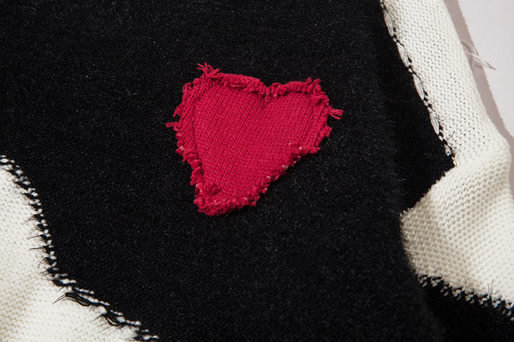 Abbigliamento maschile YL uomo autunno e inverno nuovo maglione a maniche lunghe con cuciture indossate a forma di cuore maglione girocollo alla moda marchio maglione coppia sciolto_voghion.com