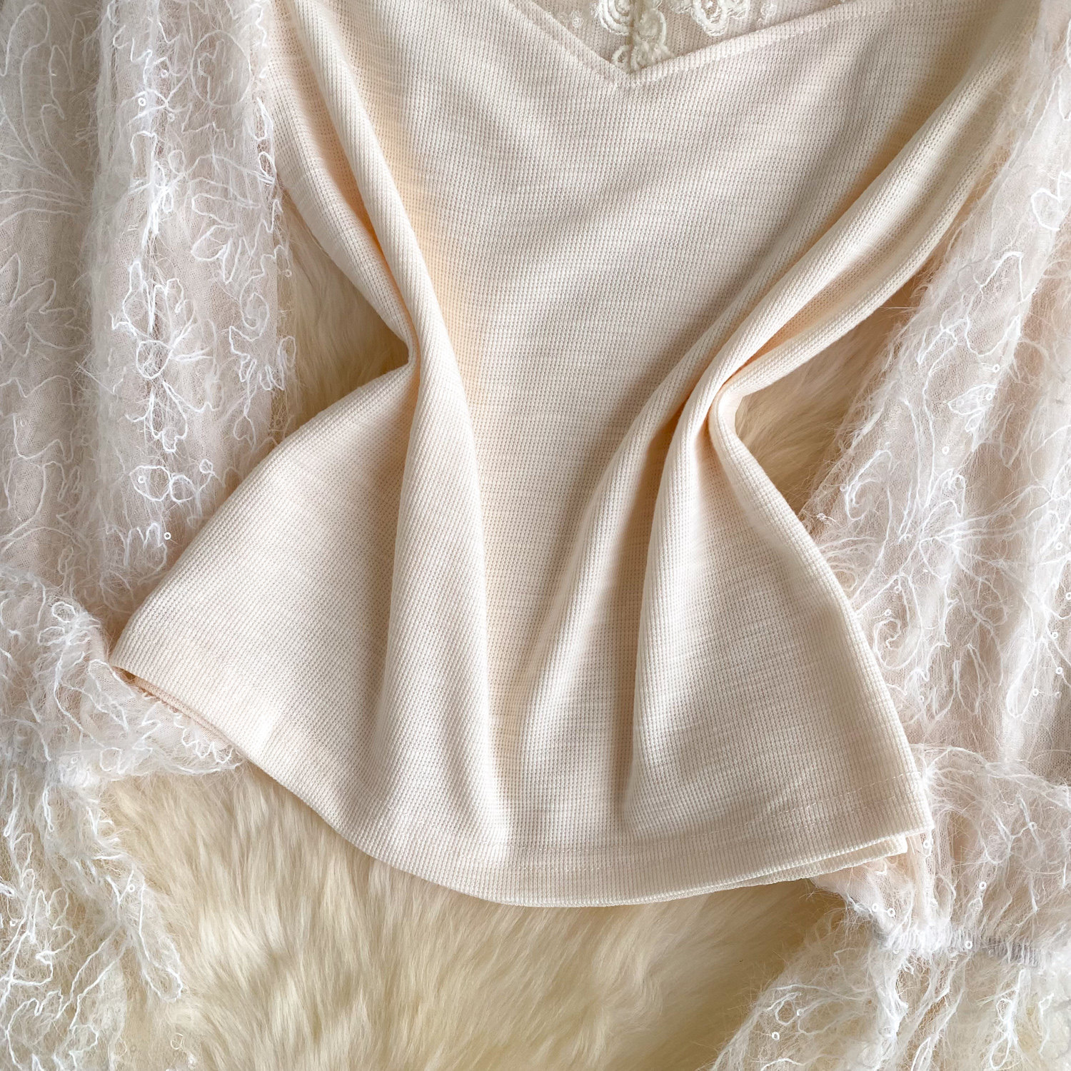 Elegante Langarm Strickjacke Mit Spitzenbesatz Und Karreeausschnitt_voghion.com