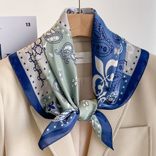 蓝色小腰果仿真丝小方巾女士围巾2025新款春夏季薄款丝巾高级感