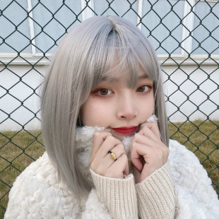 Manufacturer's Wig for Women with Short Hair, Comic Bangs, Bobo Hair, One-Piece Short Straight Hair, Chemical Fiber Headgear, Ready for Sale