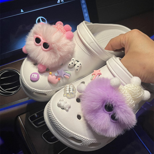 Crocs diy accessories cute fur ball cartoon shoe flower decorative buckle beanie shoe accessories three-dimensional shoe buckle