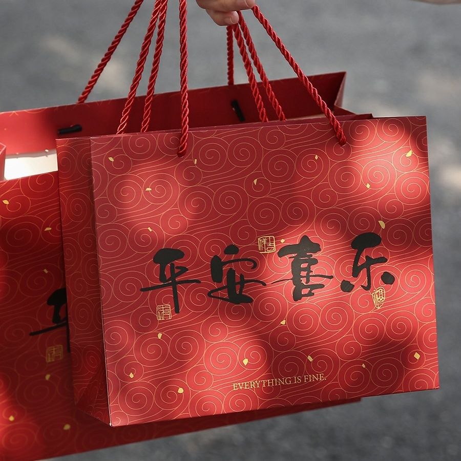 新年喜庆礼品袋加厚硬卡纸礼物纸袋ins红色精美手提袋包装袋子