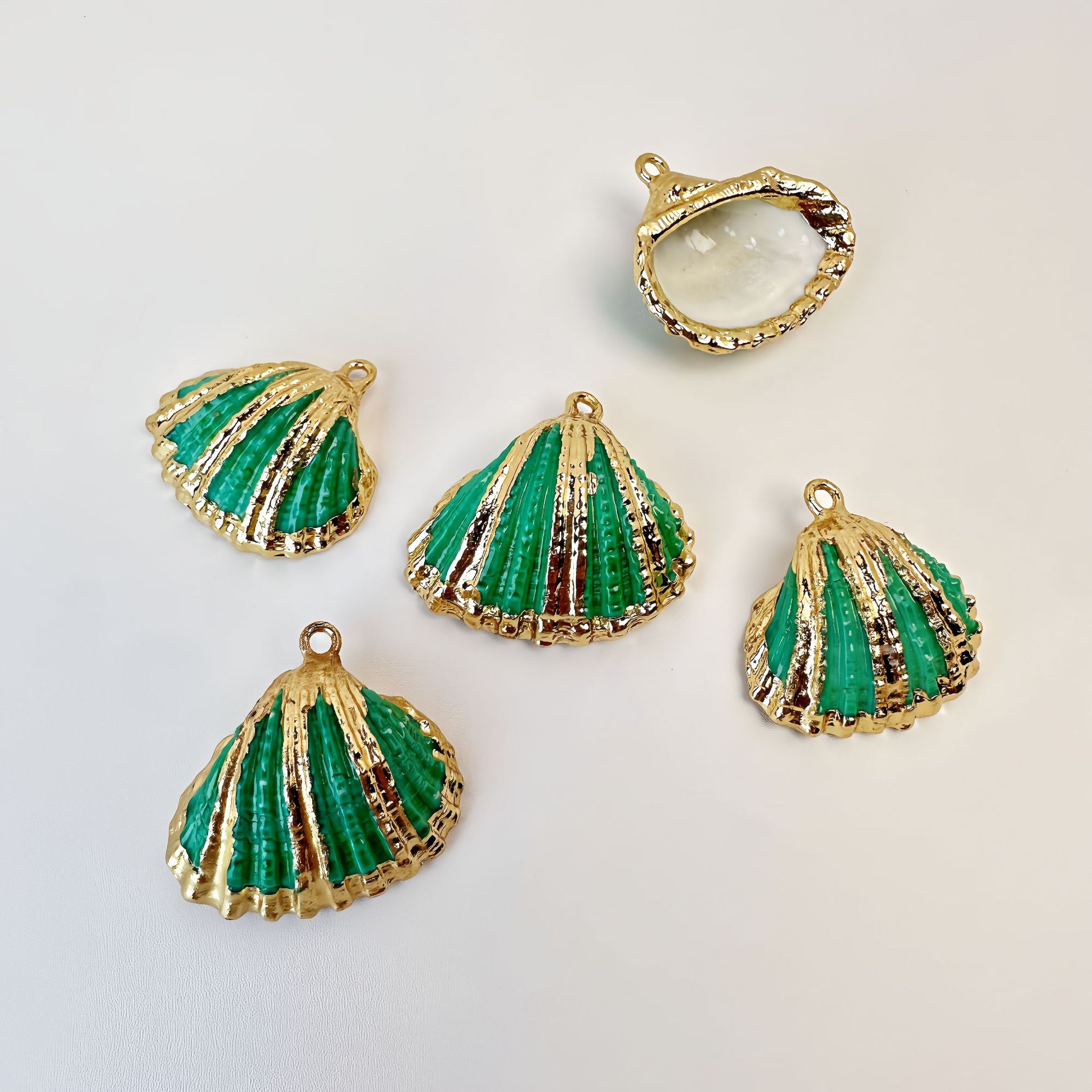 53 황금발톱 녹색조개(천연조개염색)