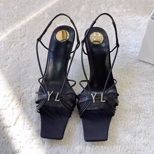 ������ļ��¿��ɫˮ�YS��ĸ���^�߸�ЬŮ�����ԸЕr�г����Ь