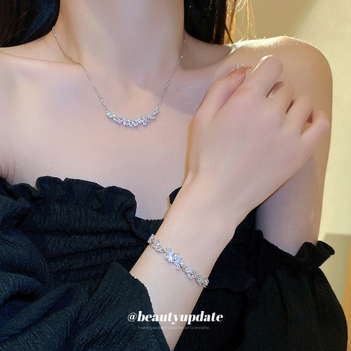 V-shaped water drop temperament necklace niche light luxury necklace commuter clavicle chain women's inlaid zircon wheat ear bracelet wholesale