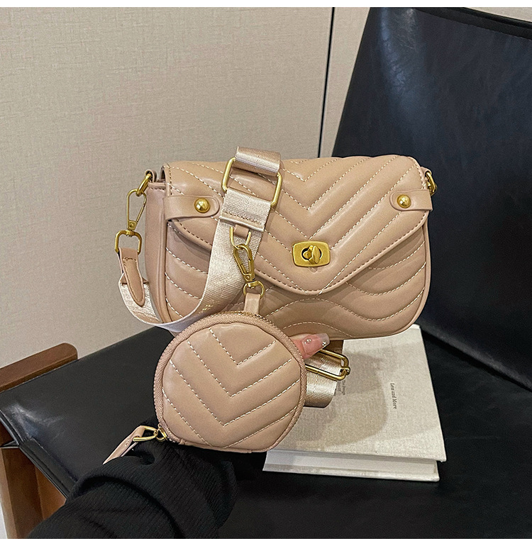 Borsa a tracolla da donna, borsa a spalla con catena elegante_voghion.com