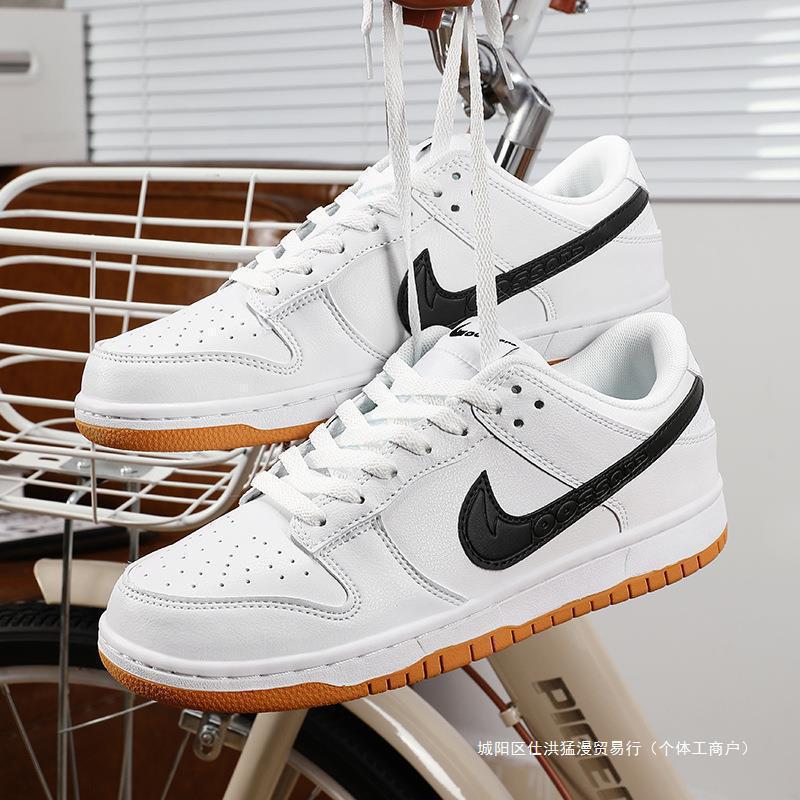 Aj1 Low-Top Pure White Men's Shoes, Glow-In-The-Dark Mummy Dunk White Rubber Sneakers, Genuine Versatile Air Force Women's Sports Shoes Aj1 Low-Top Pure White Men's Shoes, Glow-In-The-Dark Mummy Dunk White Rubber Sneakers, Genuine Versatile Air Force Women's Sports Shoes