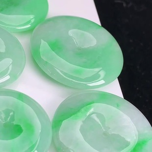Myanmar Natural Jadeite A-Grade Jewelry Jewelry Yang Green Safety Buckle Jade Pendant Jewelry Wholesale
