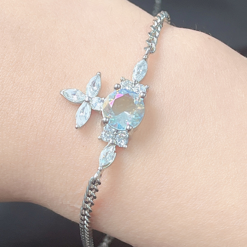 Light Luxury Style Irregular Marquise-Shaped Imitation Jelly White Zircon Earth Planet Bracelet, Simple, Fashionable and Versatile