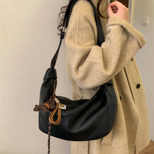 �͹Ŵ������R������Ů2025�¿�r�����e���ذ��ٴ�μ�б���