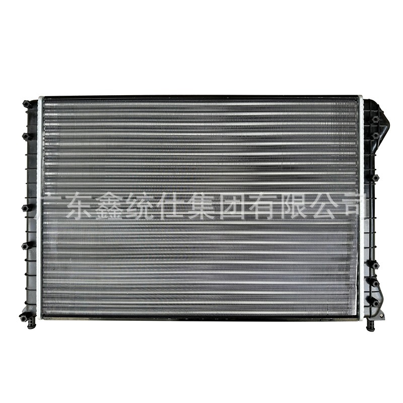 Factory Direct Sales of Thickened Water Tank Assembly and Automotive Parts, Expansion Tube Radiator Suitable for Fiat Doblo