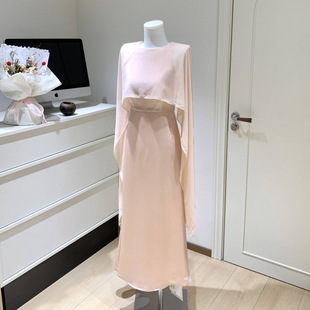 ���{ ����ɣ�Q�z�����N��������ʽ�B��ȹ�ļ�¶����|���ȹ