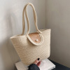 Summer fashionable shoulder bag, straw capacious one-shoulder bag from pearl, 2023