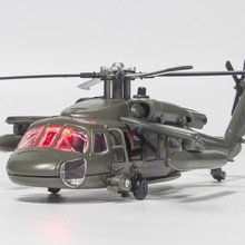 华一仿真合金飞机玩具模型黑鹰军事武装男孩直升机声光玩具批发