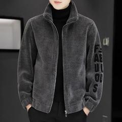 2025新型男性コート秋冬保温羊小毛刺繍衛衣一体メンズコート