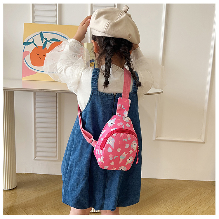 Spring new cute and versatile kindergarten bags, trendy, casual and fashionable cartoon children's chest bag and crossbody bag undefined