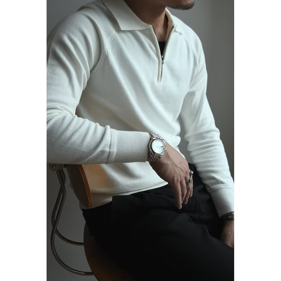 Demi-season knitted long-sleeve with zipper