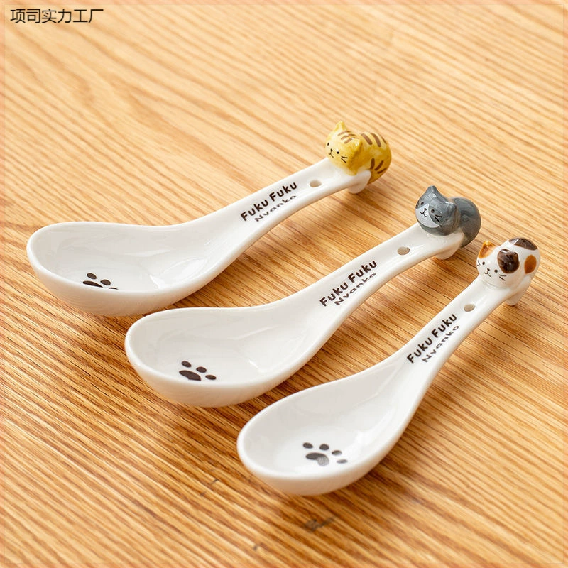 Ceramic cute children's creative three dimensional spoon for home use for food, high quality tableware