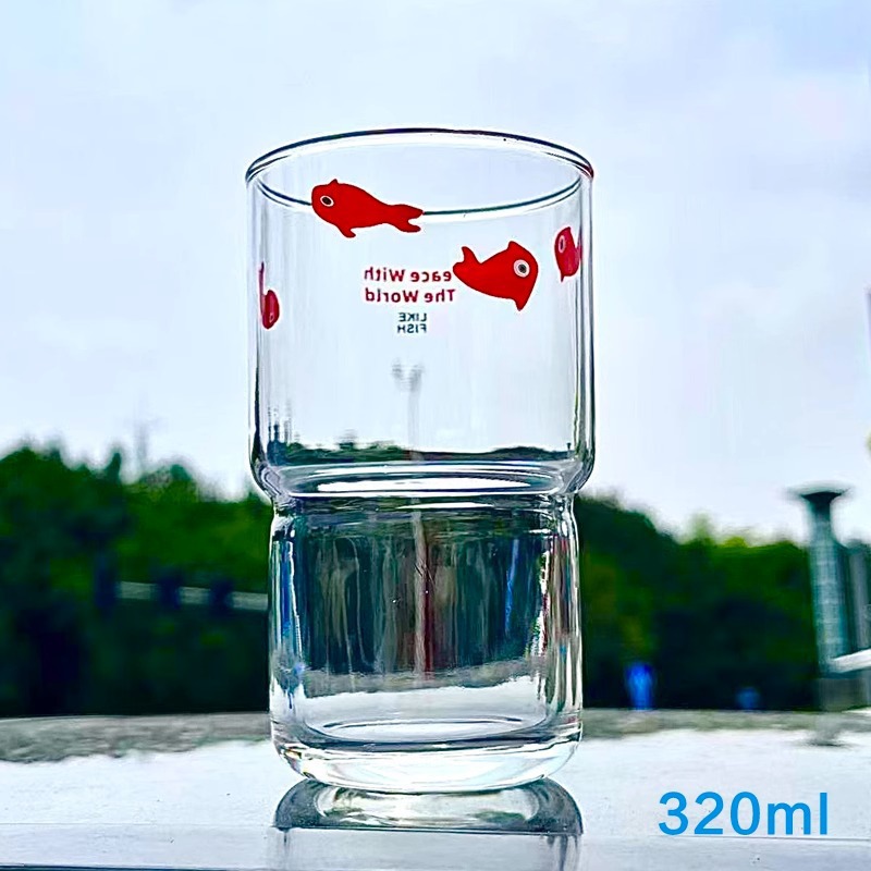 Taza de pez pequeña de aproximadamente 320 ml de color transparente