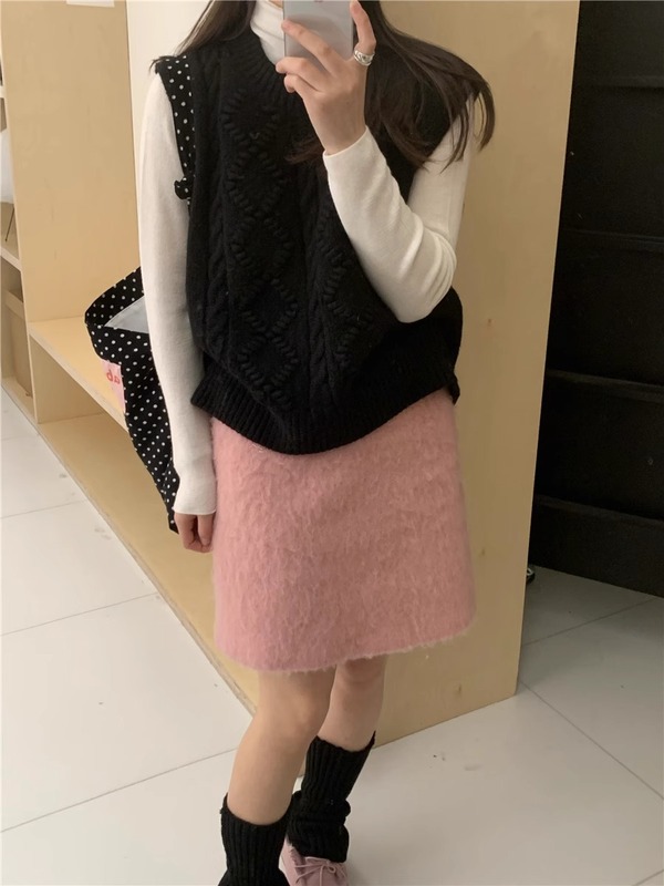 女性のためのハイエンドの麻模様のラウンドネックセーターベスト春の新しいルーズレイヤードニットベストトップアウター|undefined