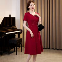 Высококачественный счастливый мама Cheongsam 2024 новый летний улучшенный новый китайский свадебный банкет свекрови версия платья платье