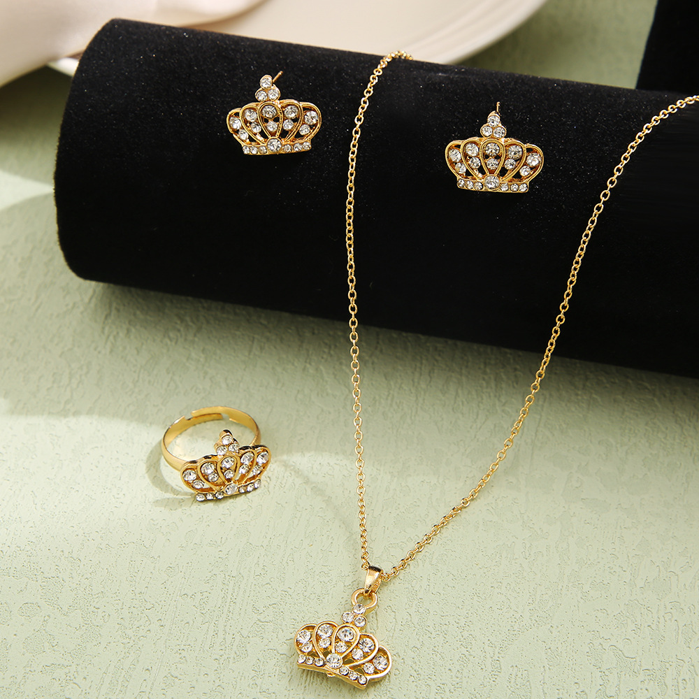 Baroque Crown Three-piece Wedding Full Diamond Jewelry Alloy Set display picture 3