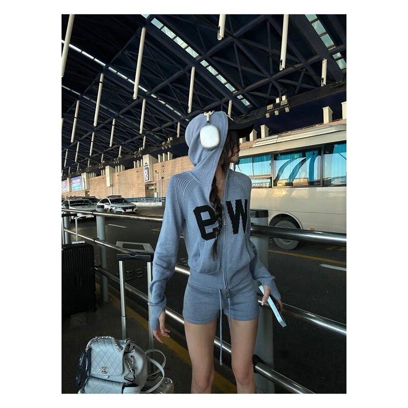Han Hao Tian WARDEN EDGE blue hooded sweater for women, slim-fit, slimming, knitted cardigan jacket for outer wear