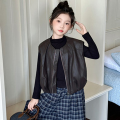女童套装春秋装2025新款韩系穿搭女大童皮马甲打底衫格子裤三件套