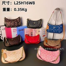 �ܼҿ羳����͹��¿�С����Ů�����аٴ�ӡ���r���OӋ�羳Ů����