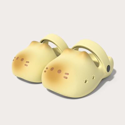 Милые детские летние женские тапочки, нескользящие тапочки в стиле Crocs, коллекция 2026 года, подходят для носки на улице, семейный стиль