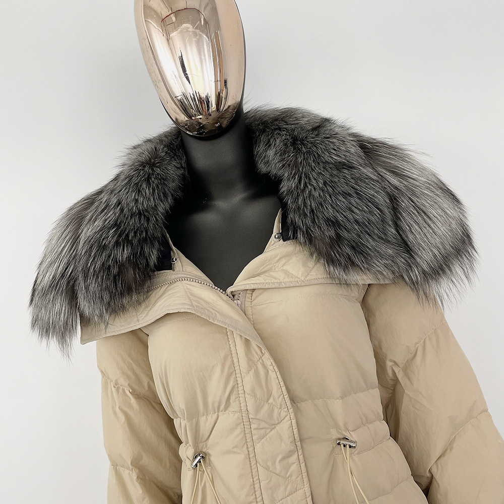 Abbigliamento da donna Nuovo piumino di alta qualità con grande collo in pelliccia di volpe argentata_voghion.com