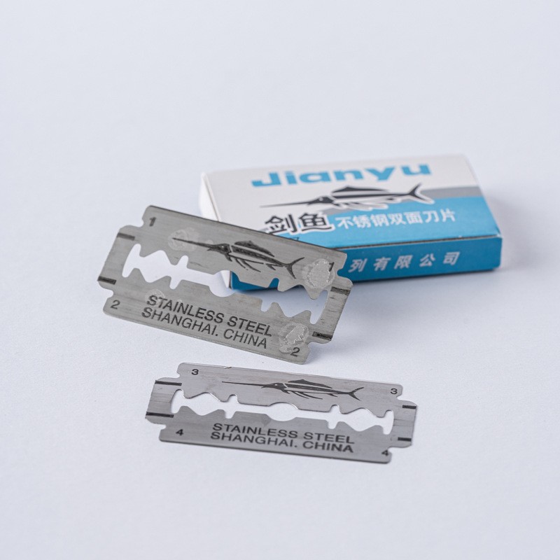 供应剑鱼牌81-S不锈钢双面刀片刮胡刀剃须刀片/板100片批发