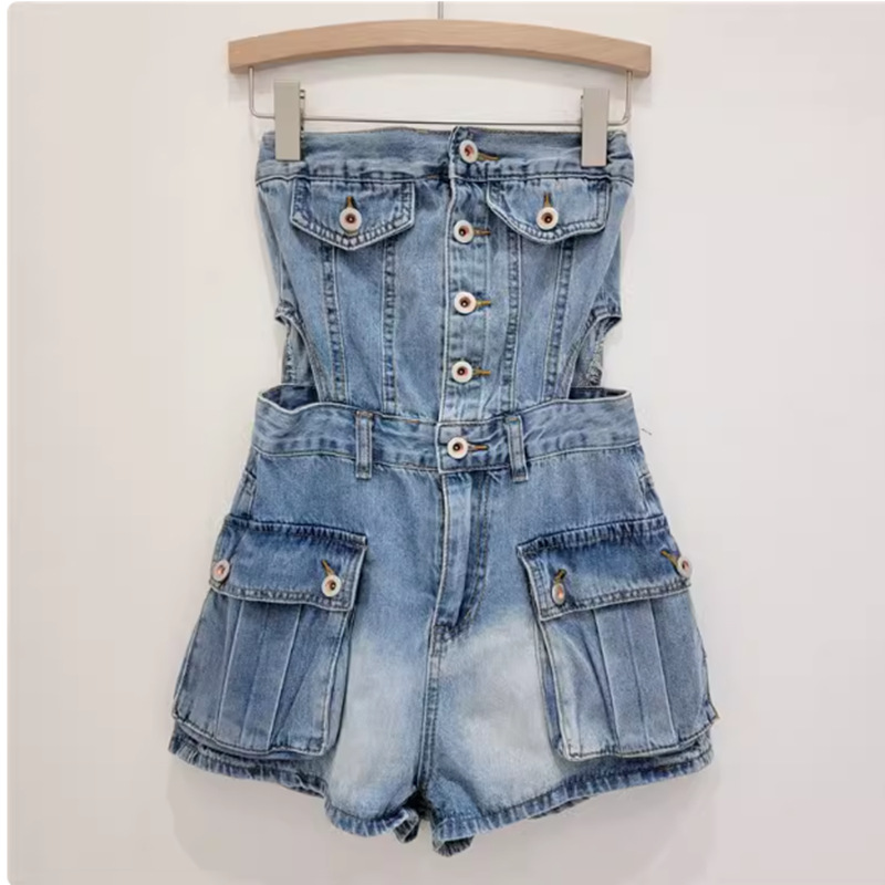 Pantalones cortos de mezclilla de una pieza con sentido del diseño de botones de productos europeos para mujer 24 verano nueva moda herramientas de reducción de edad a pantalones anchos