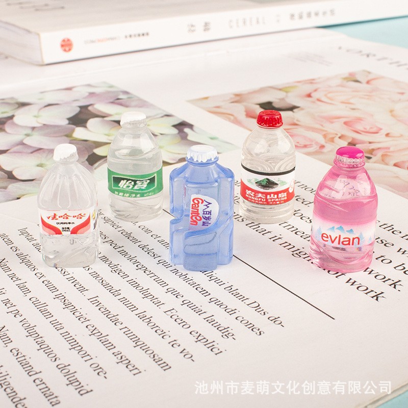 큰 버킷 스타일-혼합 헤어 스타일 랜덤