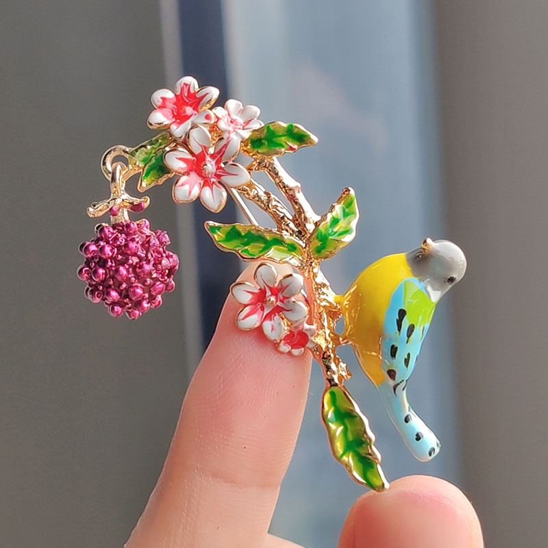 Animal, Tree, Bird Pattern Pastoral Pin Animal Tree Bird Alloy Plating Unisex Brooches