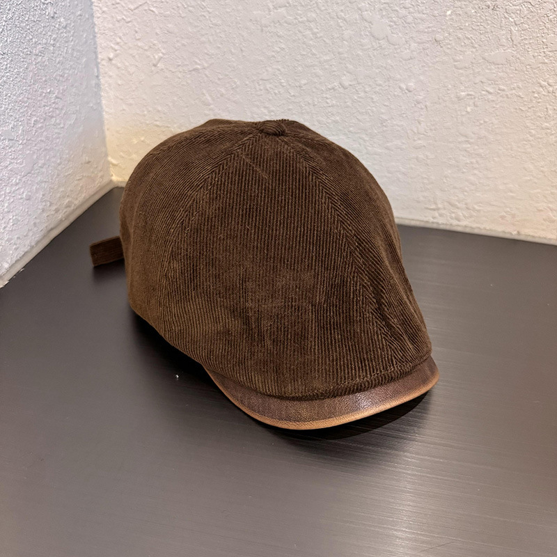 Hong Kong estilo de calles retro clásico sólido sombrero hacia adelante para hombres y mujeres invierno de otoño y boina de terciopelo versátil muestra cara pequeña