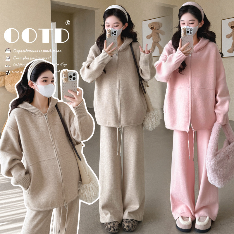 Maternity Wear Autumn and Winter Suit Trendy Mom New Thickeneded Fashionable Loose Casual Knitted Sweater Wide Leg Pants Two-Piece Set