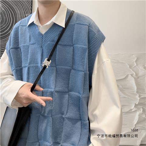 Men's Solid Color Plaid V-Neck Sweater Vest, Ins Style, Hong Kong Style, Couple Vest, Loose Fit, Versatile, Sleeveless Knitwear, Trendy