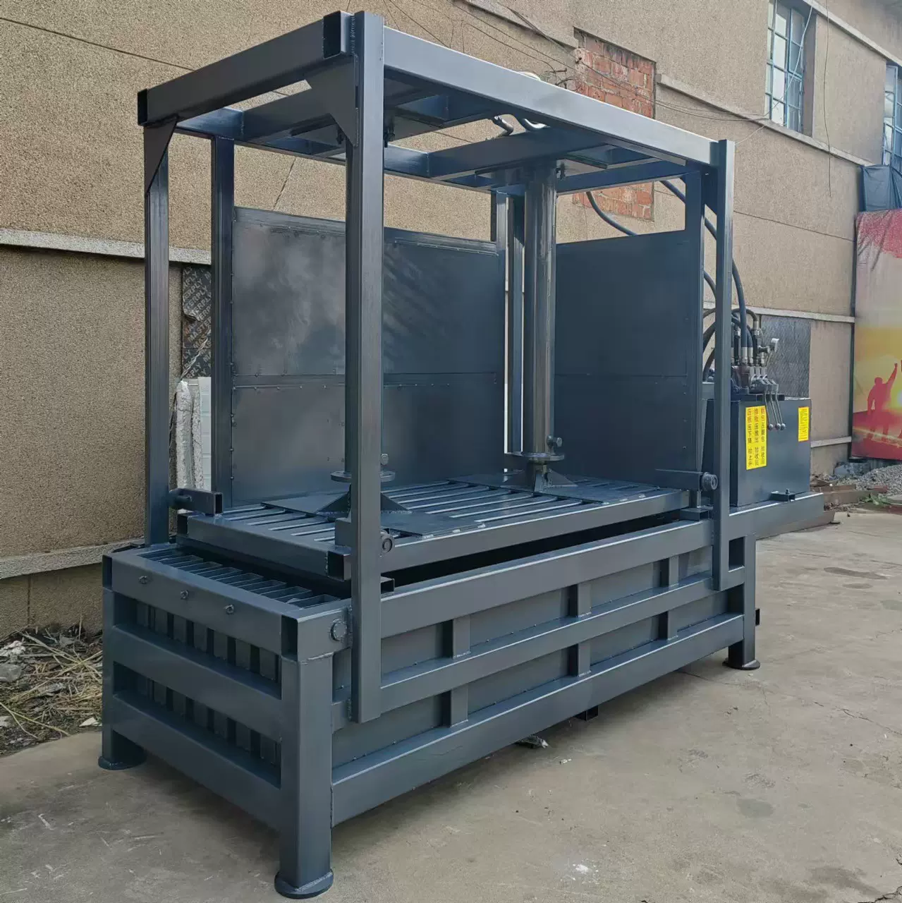 治沙草液压打包机秸秆稻草治沙草打包压块打包机立式液压打包机