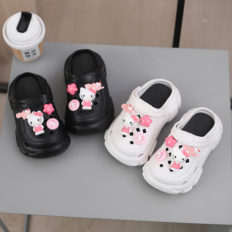 Girls' Outdoor Slippers 2025 Summer New Children's Two-Wear Kuromi Sandals Closed-Toe Beach Clogs for Outdoor Wear