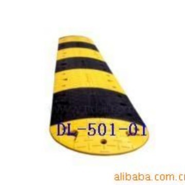 公路道路橡胶减速带坡道限速缓冲隔离带汽车库减速板DL-501-01