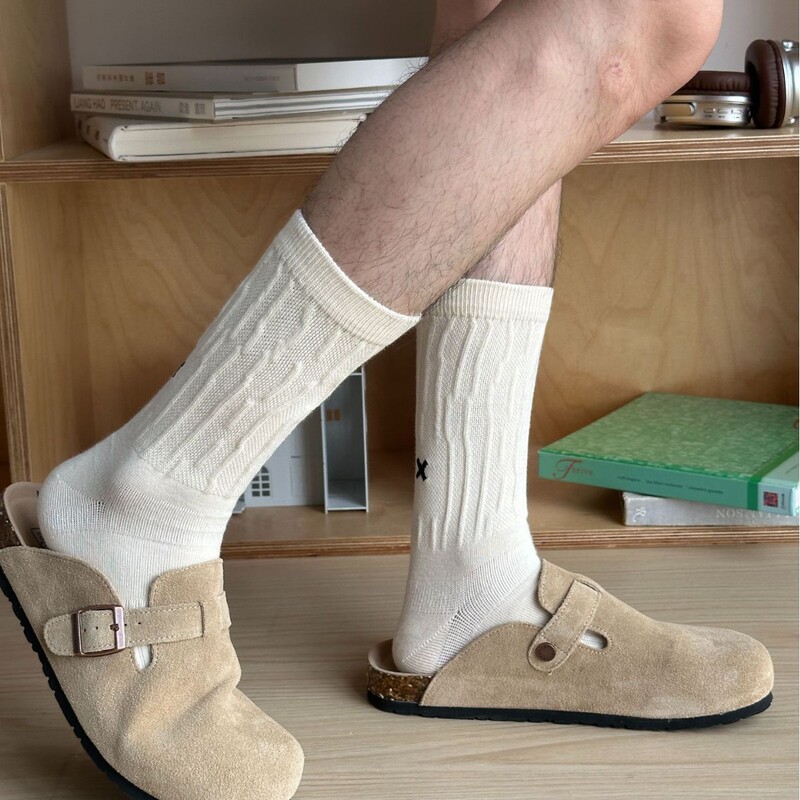 Four Seasons Hong Kong Style Men's Socks Pleated Textured Vintage Cotton Socks Mid-Socks Basketball Skateboard Sports Socks Workwear Men's Socks