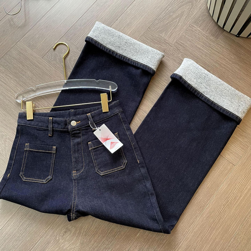 The King of Fashion: Fleece-Lined Jeans! Super Skin-Friendly and Warm, High-Waisted Straight-Leg Jeans for Autumn and Winter, with Slight Stretch for Men The King of Fashion: Fleece-Lined Jeans! Super Skin-Friendly and Warm, High-Waisted Straight-Leg Jeans for Autumn and Winter, with Slight Stretch for Men