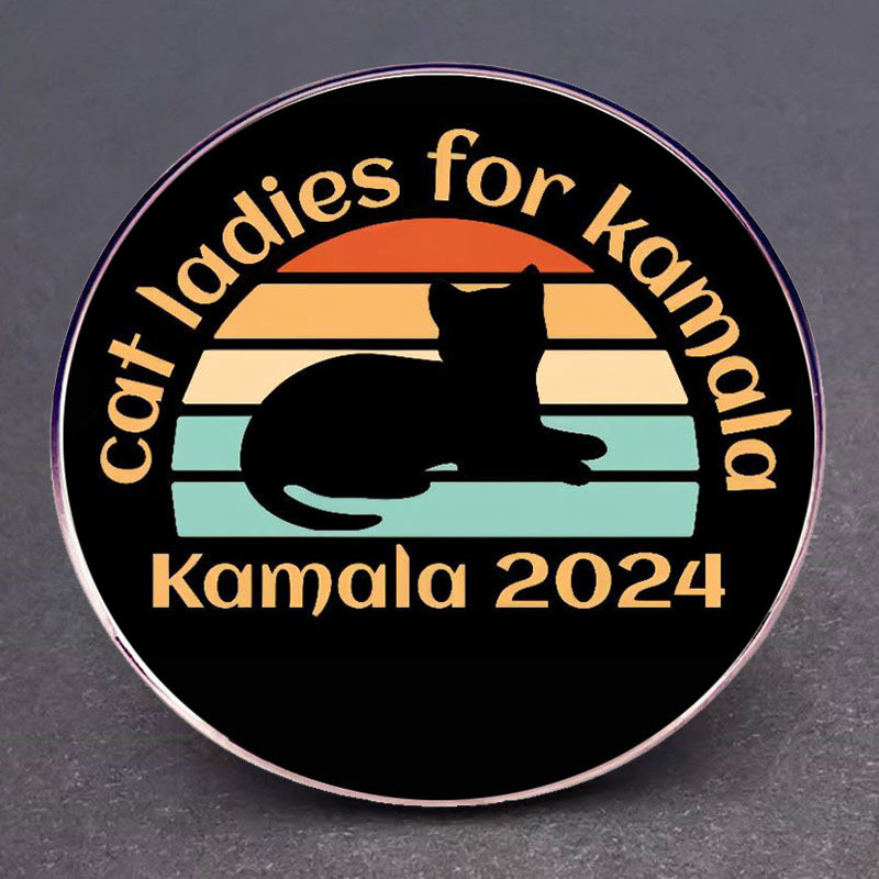 고양이 레이디 지원 CARMELA BROOCH CARMELA HARRIS 핀 배지 금속 합금 배지 액세서리