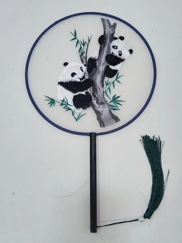 両面刺繍の長い柄の団扇の中国式のチャイナドレスは写真を撮ります。|undefined