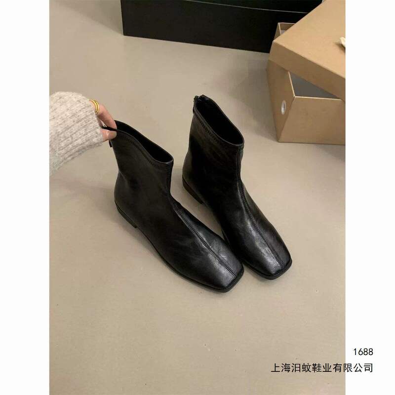 2026 Autumn and Winter New Minimalist Soft Leather Martin Boots for Women with Back Zipper, Flat Slim Short Boots, Versatile Square Toe, Low Heel 2026 Autumn and Winter New Minimalist Soft Leather Martin Boots for Women with Back Zipper, Flat Slim Short Boots, Versatile Square Toe, Low Heel