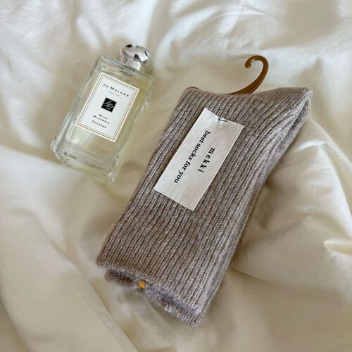  autumn and winter new thickened wool mid-calf socks women's confinement floor socks warm solid color heating wool pile socks