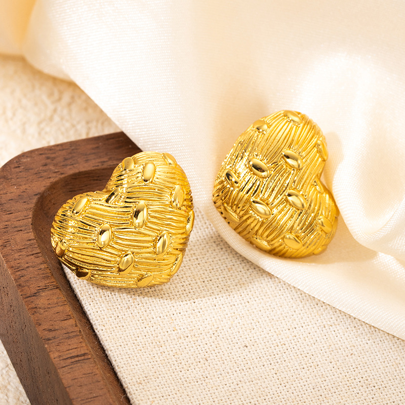 12g Weight 0.03µm Gold Plating Thickness Electroplated Gold Plating Process 201 Stainless Steel Ear Needle Material Golden Plated Plating Material Stone-Free Inlay Material Ear Studs Classification 1 Pair Quantity Daily Occasion 201 Stainless Steel Material Heart Shape, Flower, Spiral Pattern Women's Gender Elegant Style Plating Craft Heart Shape Flower Spiral Titanium Steel Elegant Waterproof Non Tarnish Surgical Steel Ear Studs 20